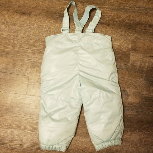 Old Navy snow pants - Picture 4 of 5
